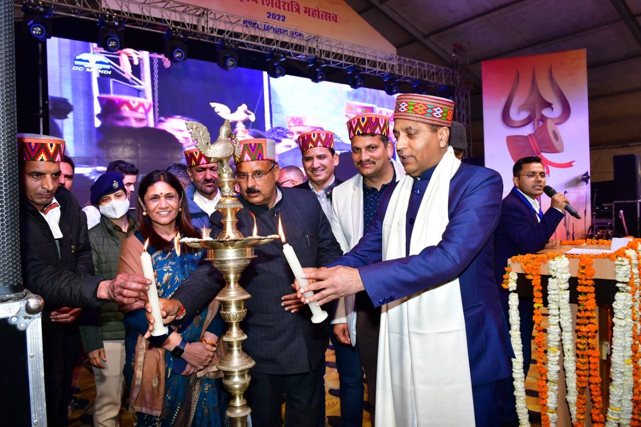 सरकारी व वन भूमि पर निर्मित मन्दिरो के नाम होगी भूमि