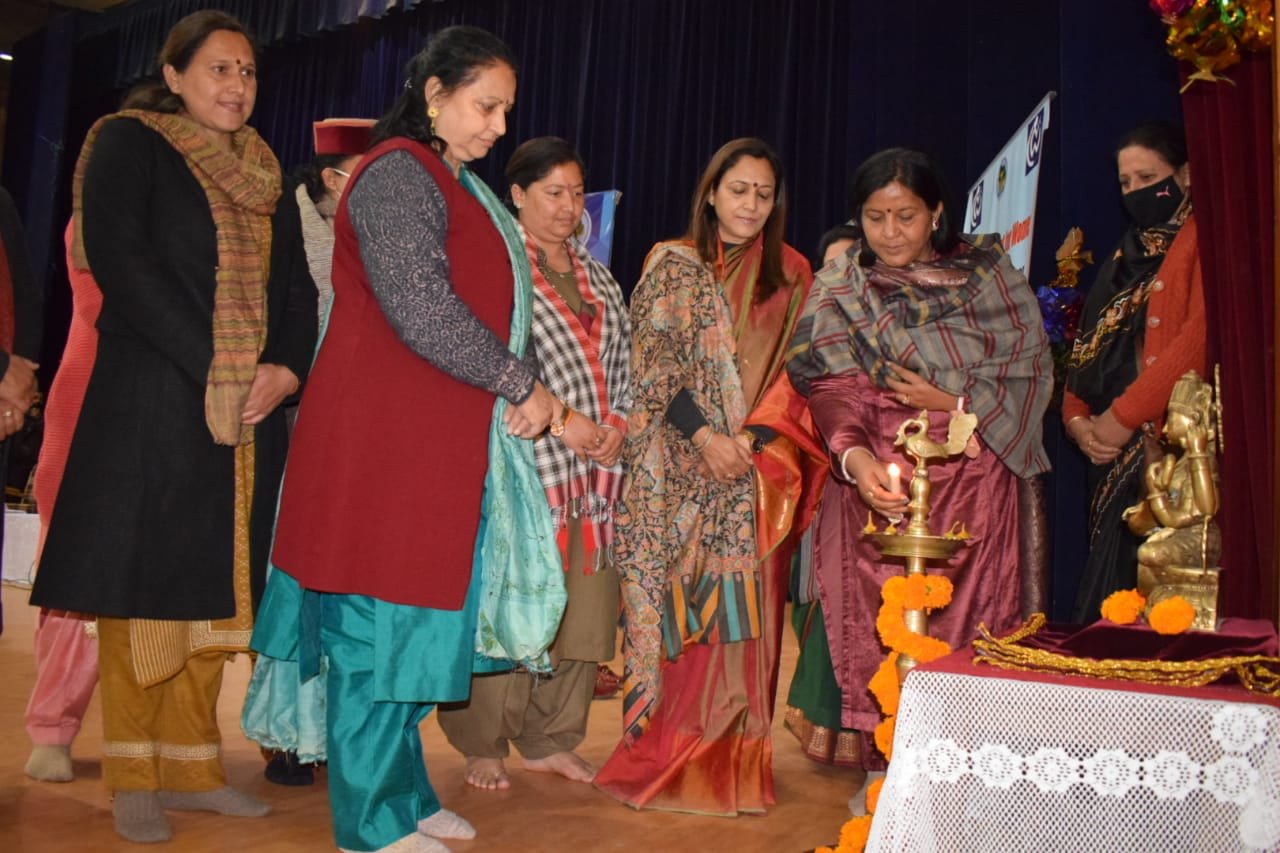 भारतीय इतिहास में महिलाओं की उल्लेखनीय योगदान- इंदु