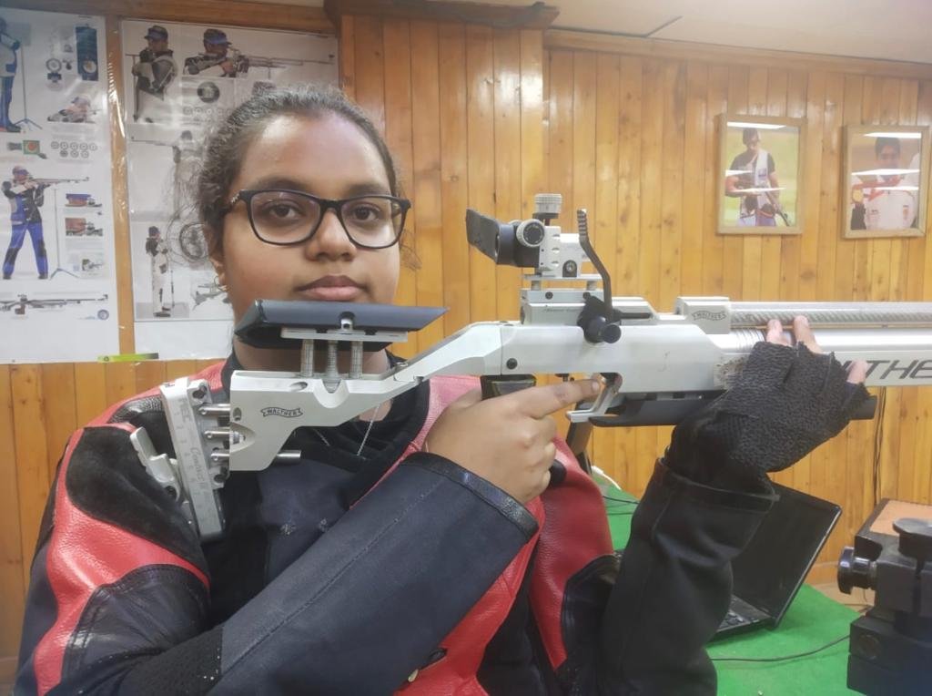 मानवी का तायकोंडों मार्शल आर्ट की दहलीज से उठ कर निशानेबाजी में परचम