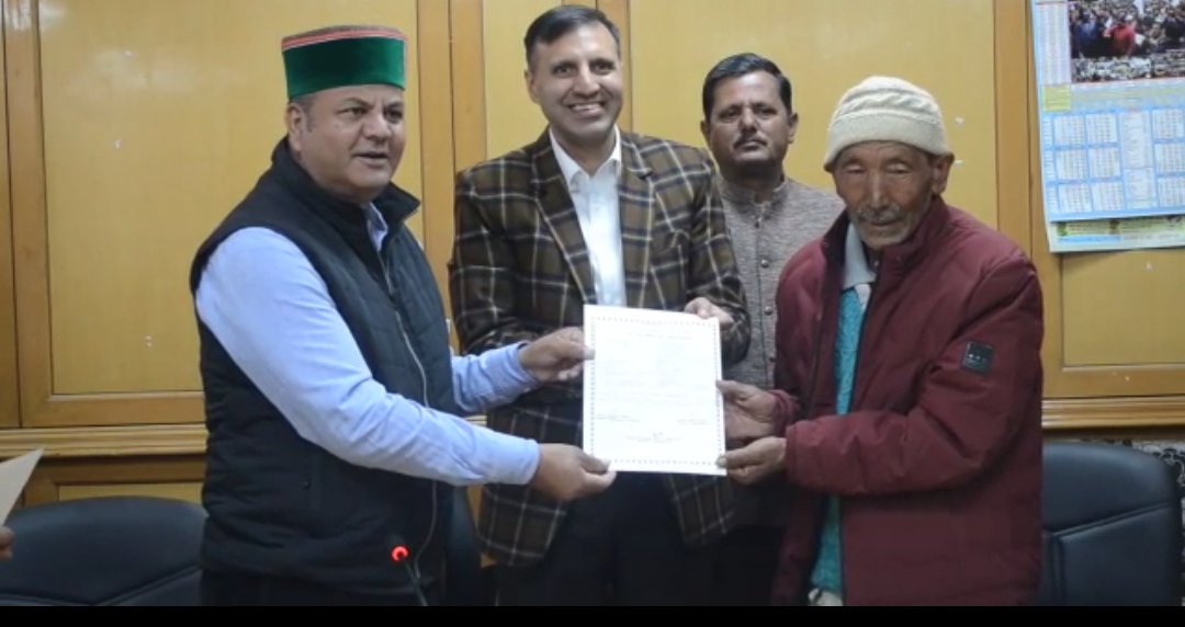 वनाधिकार अधिनियम को पहली बार उतारा जमीन पर