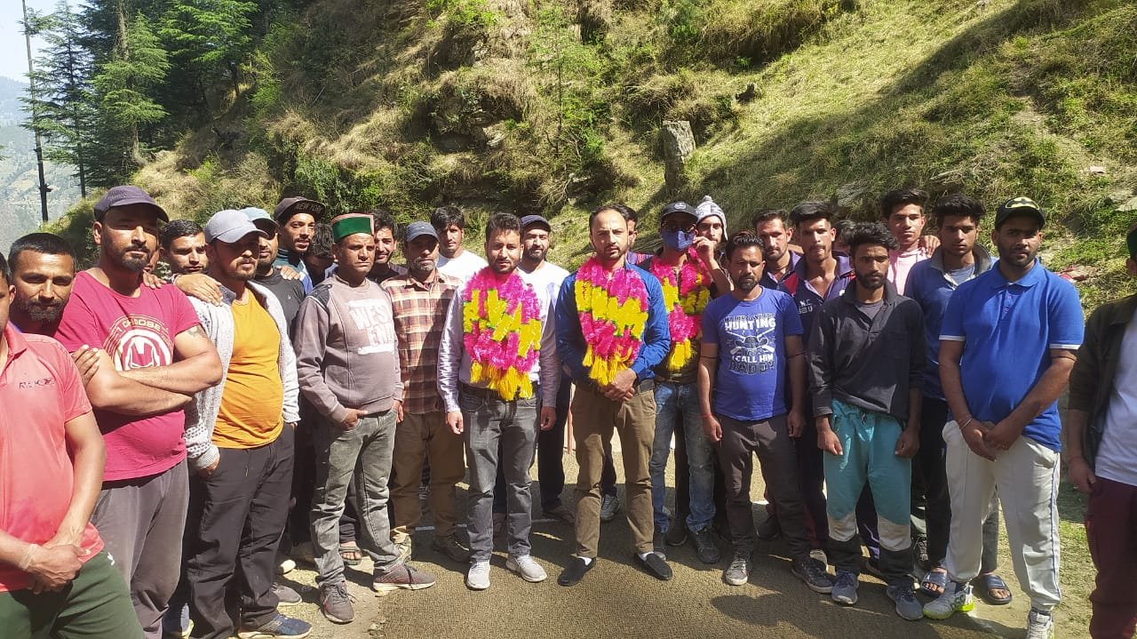 थैली चकटी गांव थैली मे क्रिकेट प्रतियोगिता