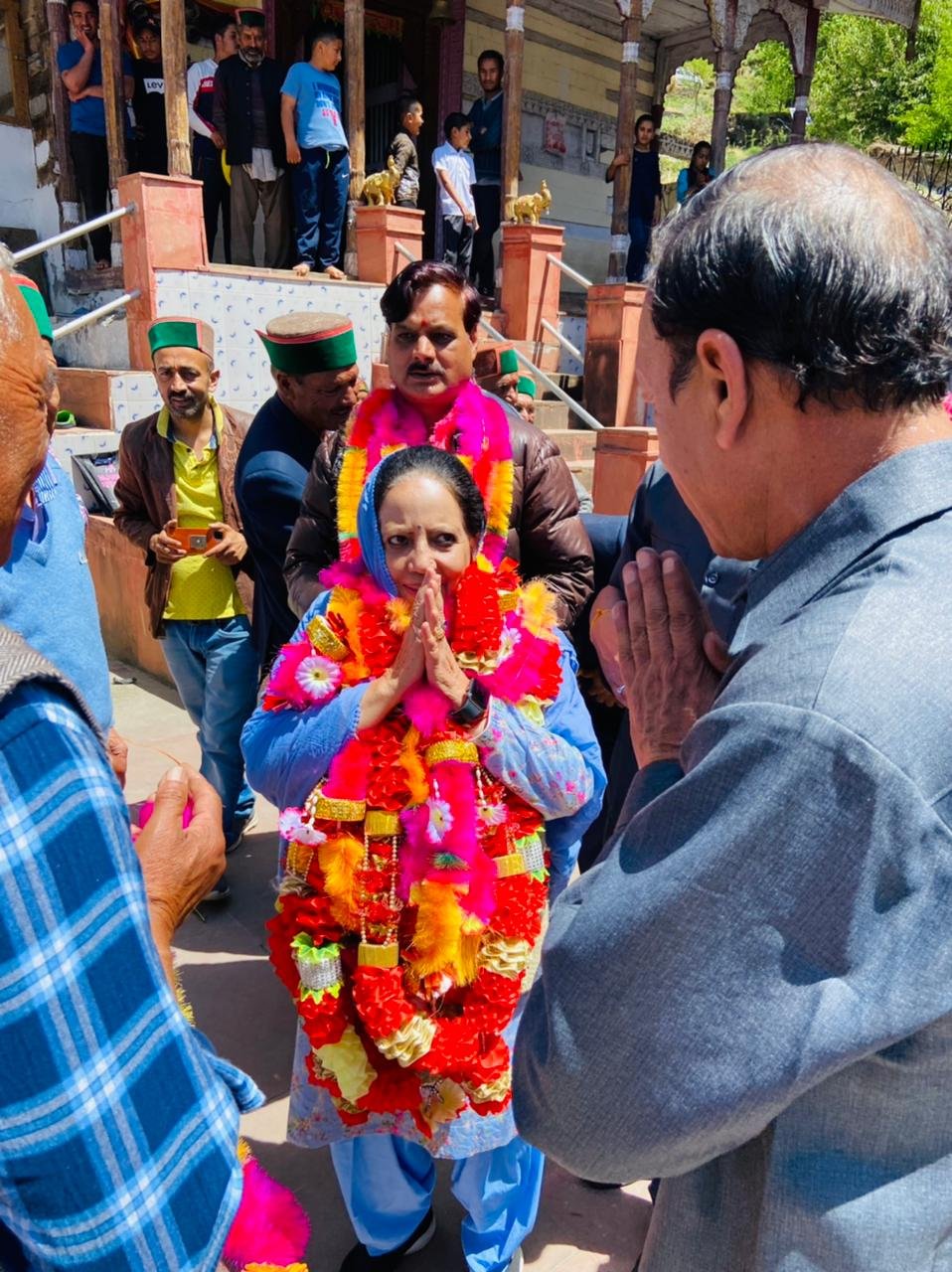 सांसद प्रतिभा सिंह ने नरेन और बहाली पंचायत का किया दौरा