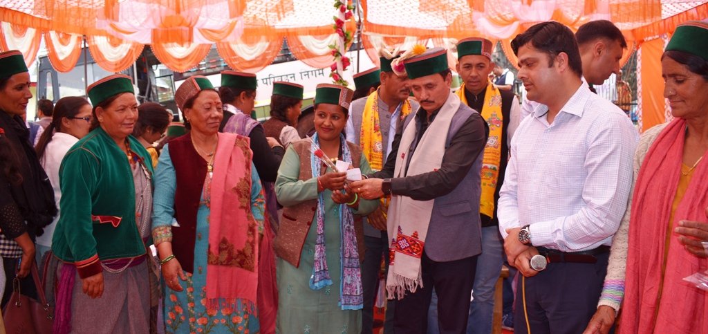 नारी को नमन का पीओ में शुभारंभ मुख्य सचेतक बिक्रम सिंह जरयाल ने किया