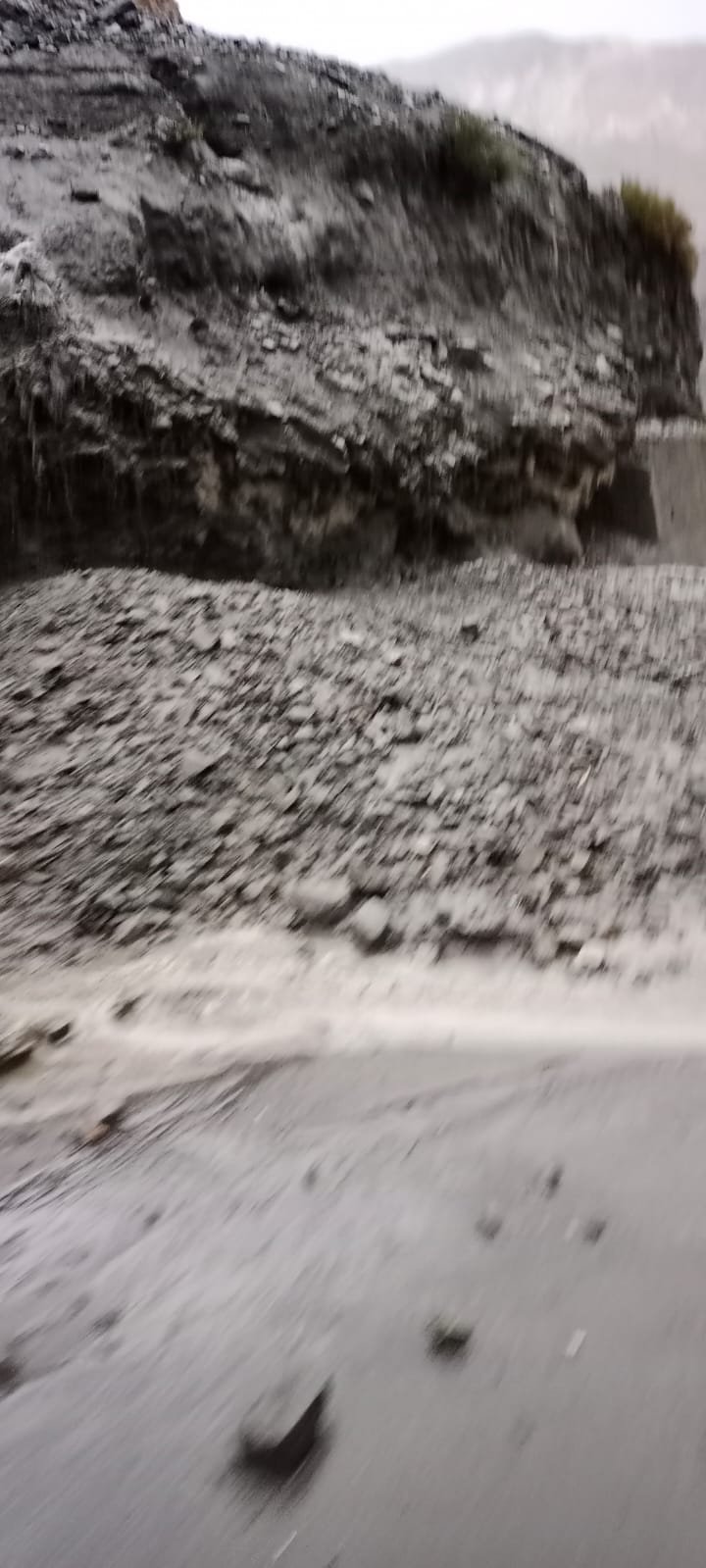 Himachal Government Urges People to Avoid Traveling in upper Pooh region