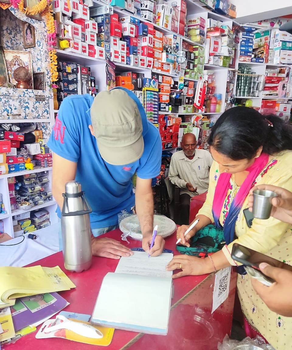 पीओ में प्रतिबंधित प्लास्टिक वस्तुओं को बेचने वाले व्यवसायिों पर शिकंजा
