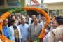 हाईकोर्ट तक के लिए टेक्सी को हरी झंडी दिखाकर किया रवाना