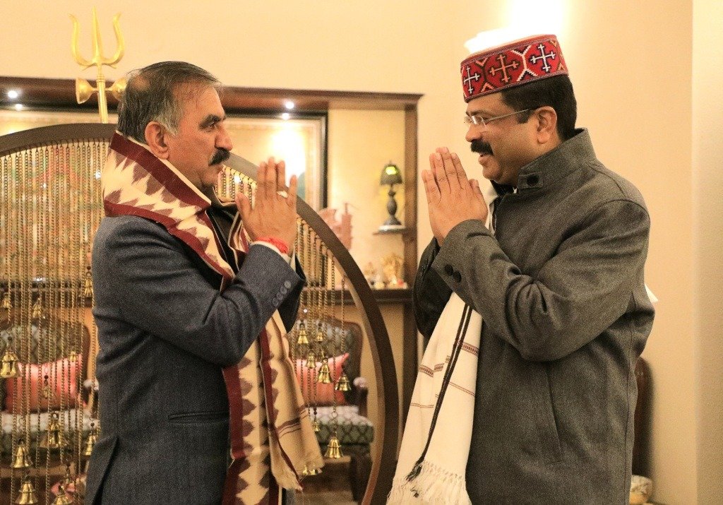 मुख्यमंत्री ने केन्द्रीय शिक्षा मंत्री  से केन्द्रीय विश्वविद्यालय परिसर का कार्य शीघ्र आरंभ करने का किया आग्रह
