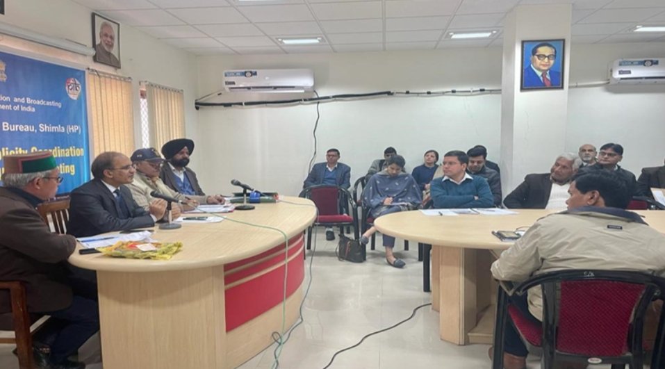 आकाशवाणी शिमला में अंतर-मीडिया प्रचार समन्वय समिति की बैठक