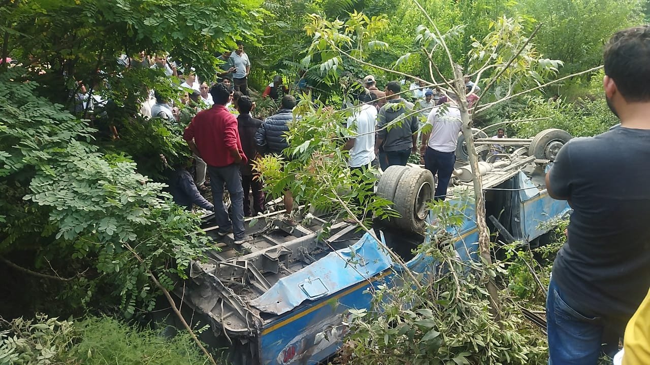 मुख्यमंत्री ने बस दुर्घटना पर व्यक्त किया गहरा शोक