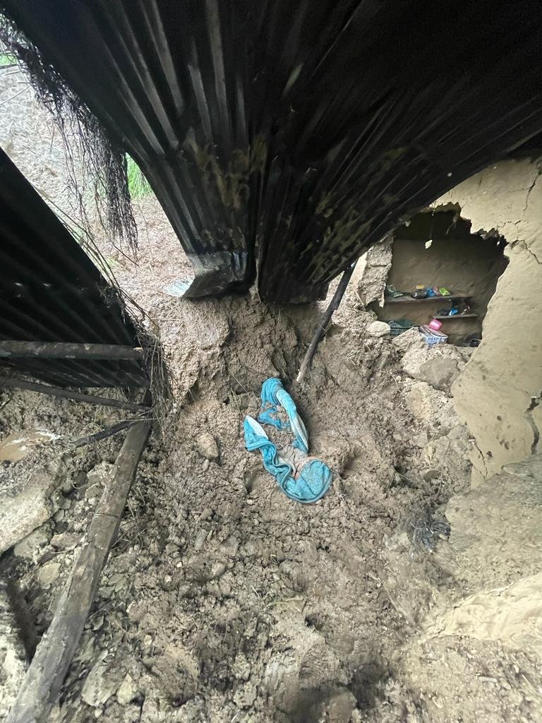 नारकंडा क्षेत्र में तीन मजदूरों की दब कर मौत