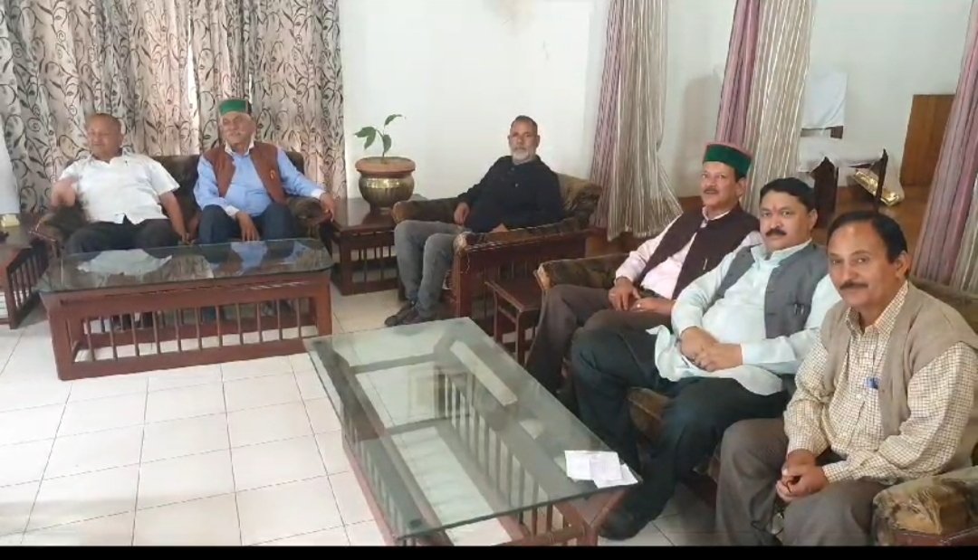 एचपीएसईबी पेंशनर्स ने मांगो को ले कर बनाई रणनीति
