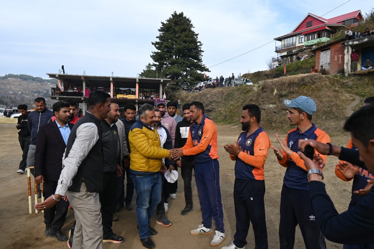 शिक्षा मंत्री ने सुंडली में आयोजित क्रिकेट प्रतियोगिता का किया समापन