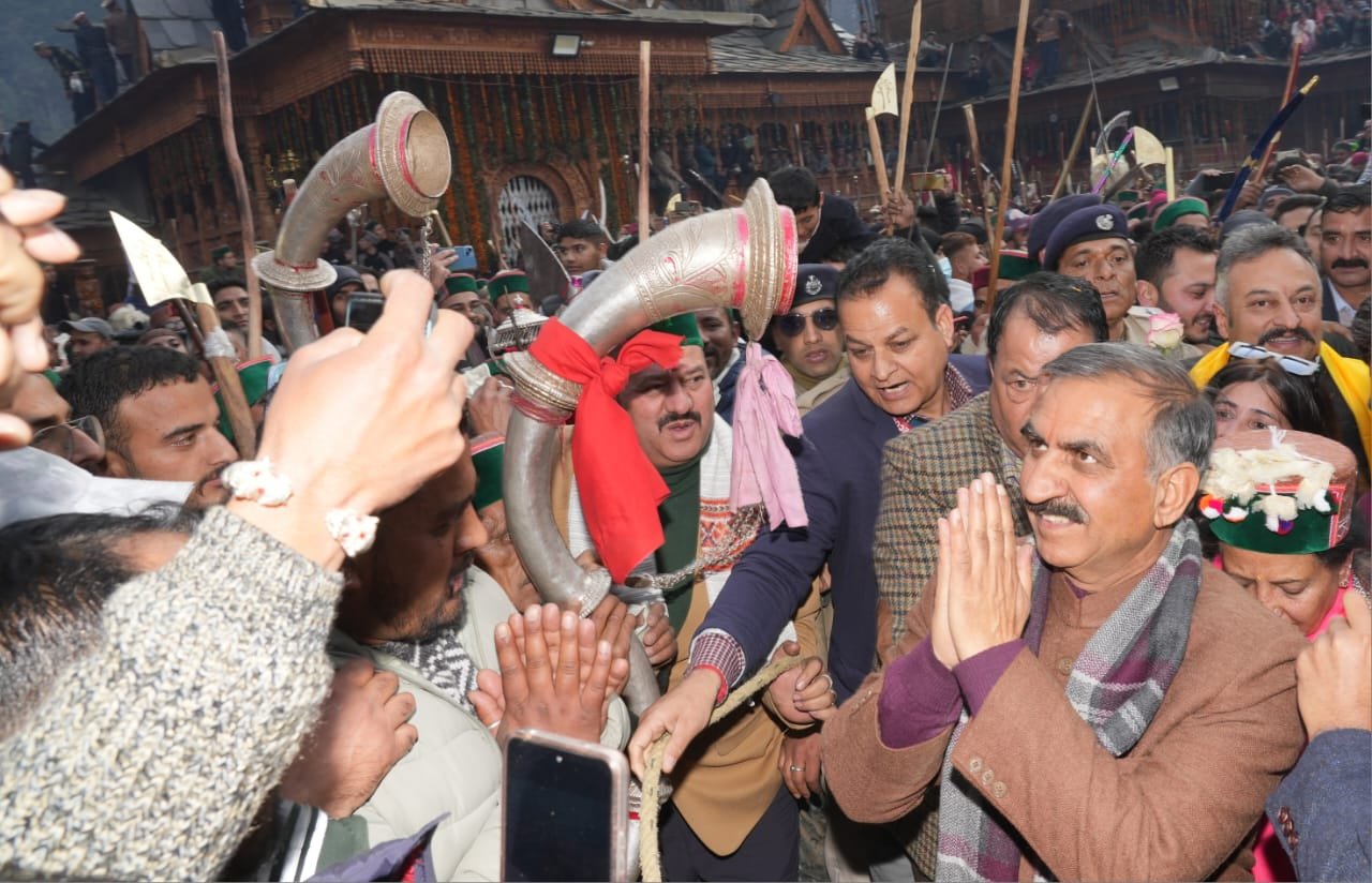 मुख्यमंत्री रोहड़ू विधानसभा क्षेत्र के गवास में शांत महायज्ञ में हुए शामिल<code>प्रदेश की समृद्ध संस्कृति के संरक्षण पर बल दिया</code>