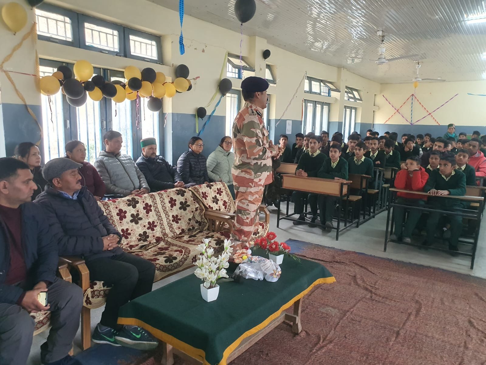आईटीबीपी ने स्कूली बच्चों को किया जागरूक