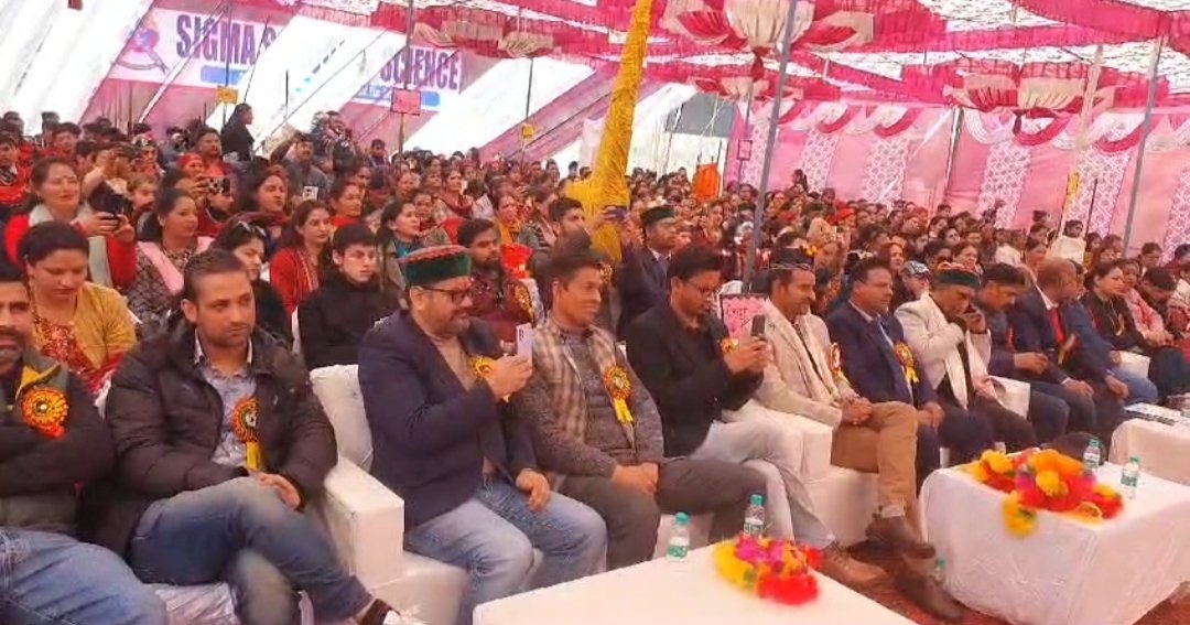 सिगमा स्कूल के सुजल वर्मा व भूपेंद्र बेस्ट स्पोर्ट पर्सन ऑफ द ईयर।