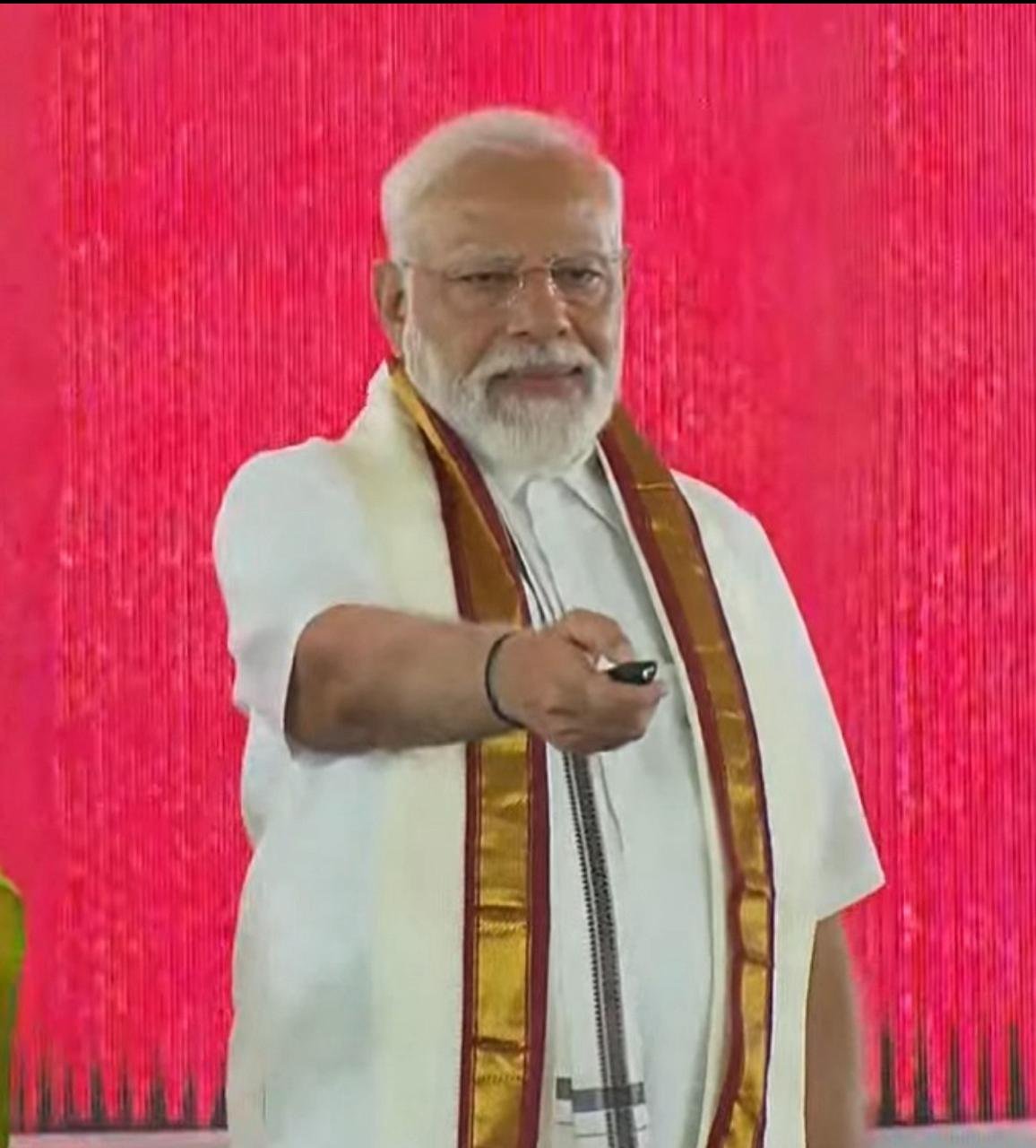 प्रधानमंत्री द्वारा,5515 करोड़ के निवेश के साथ एसजेवीएन की चार परियोजनाएँ राष्ट्र को समर्पित, तीन का शिलान्यास ।