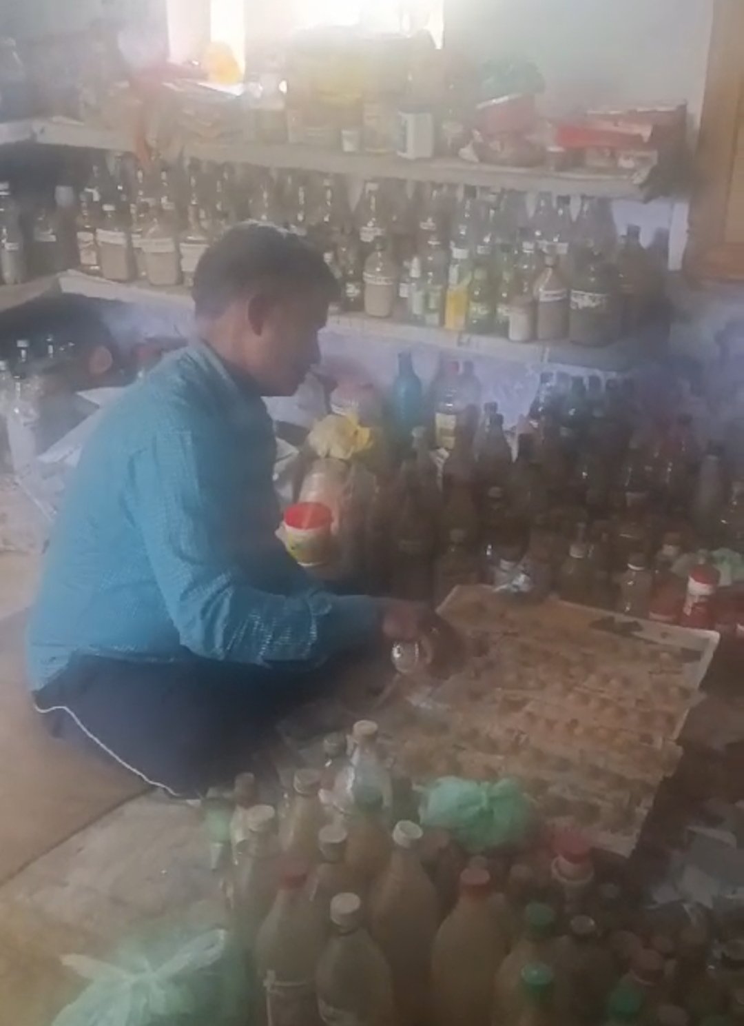 आयुर्वेदिक देसी जड़ी बूटियों से इलाज