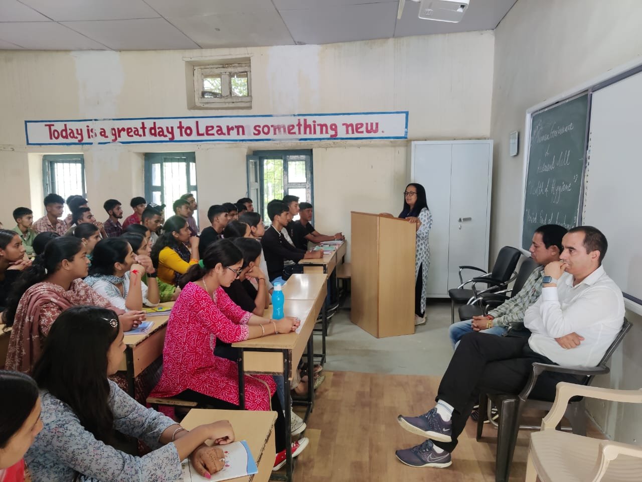 राजकीय महाविद्यालय निरमंड के महिला शिकायत एवं निवारण प्रकोष्ठ द्वारा