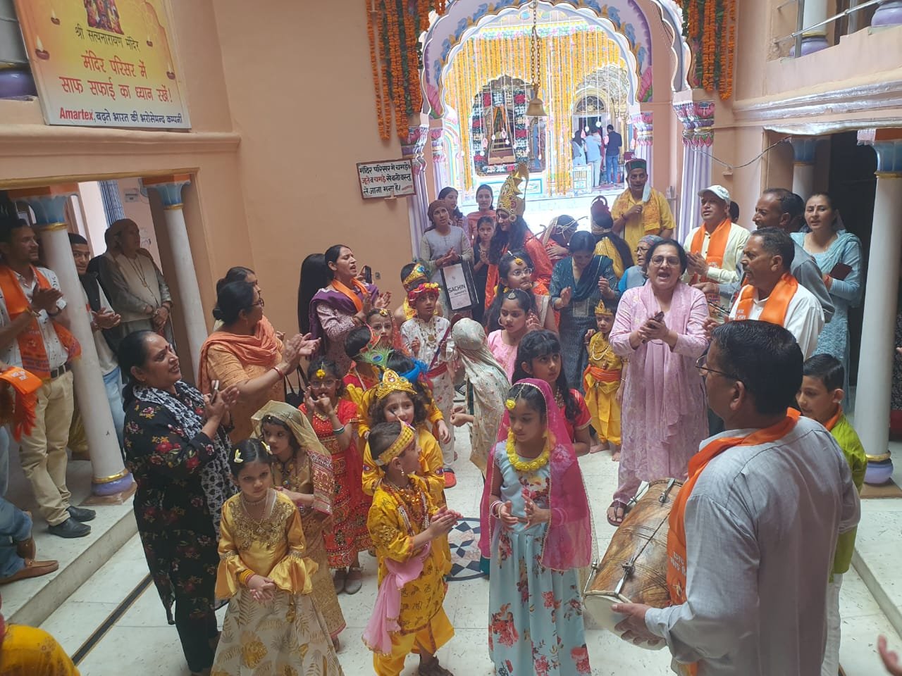 श्रीकृष्ण जन्माष्टमी का पर्व रामपुर में मनाया धूमधाम से ।