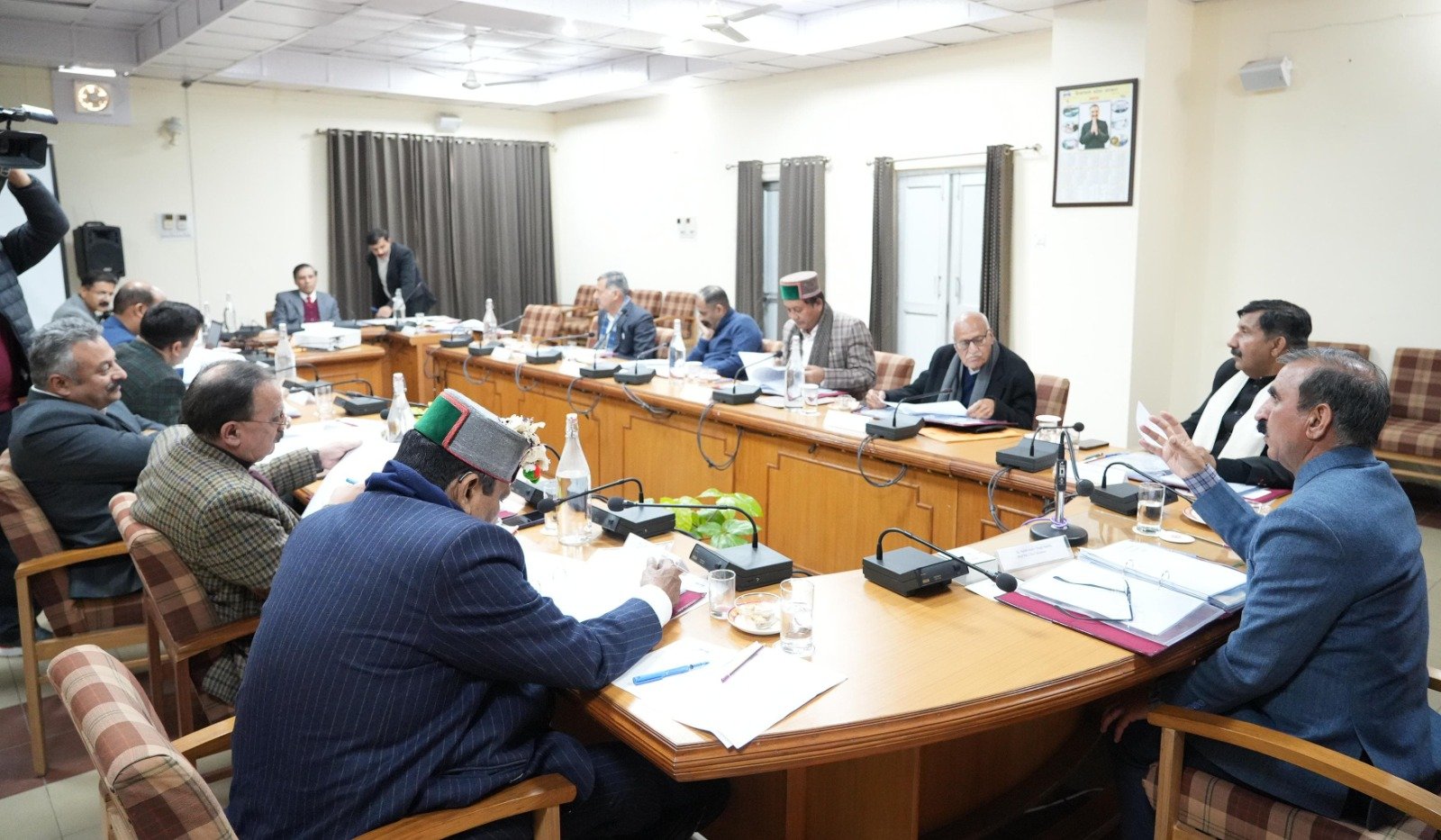 कांगड़ा के टांडा में रोबोटिक सर्जरी और एआईएमएसएस चमियाणा में अत्याधुनिक मशीनरी खरीद के लिए 56 करोड़ रुपये किए मंजूर