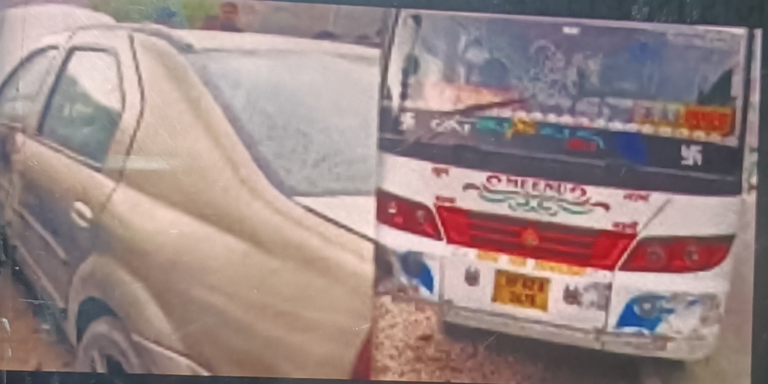 रामपुर में बड़ा बस हादसा होने से टला,  चालक को आया चक्कर, अनियंत्रित होकर निजी बस वाहनों से टकराई