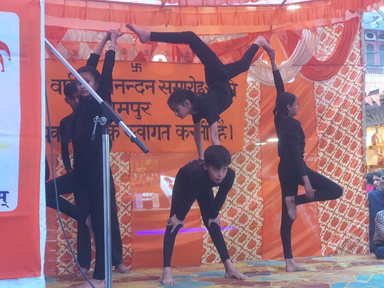 रामपुर बुशहर में हिंदू संगठनों ने मनाया नव वर्ष अभिनंदन समारोह, भारतीय वैदिक परंपरा के अनुसार नव वर्ष मनाने का दिया संदेश।