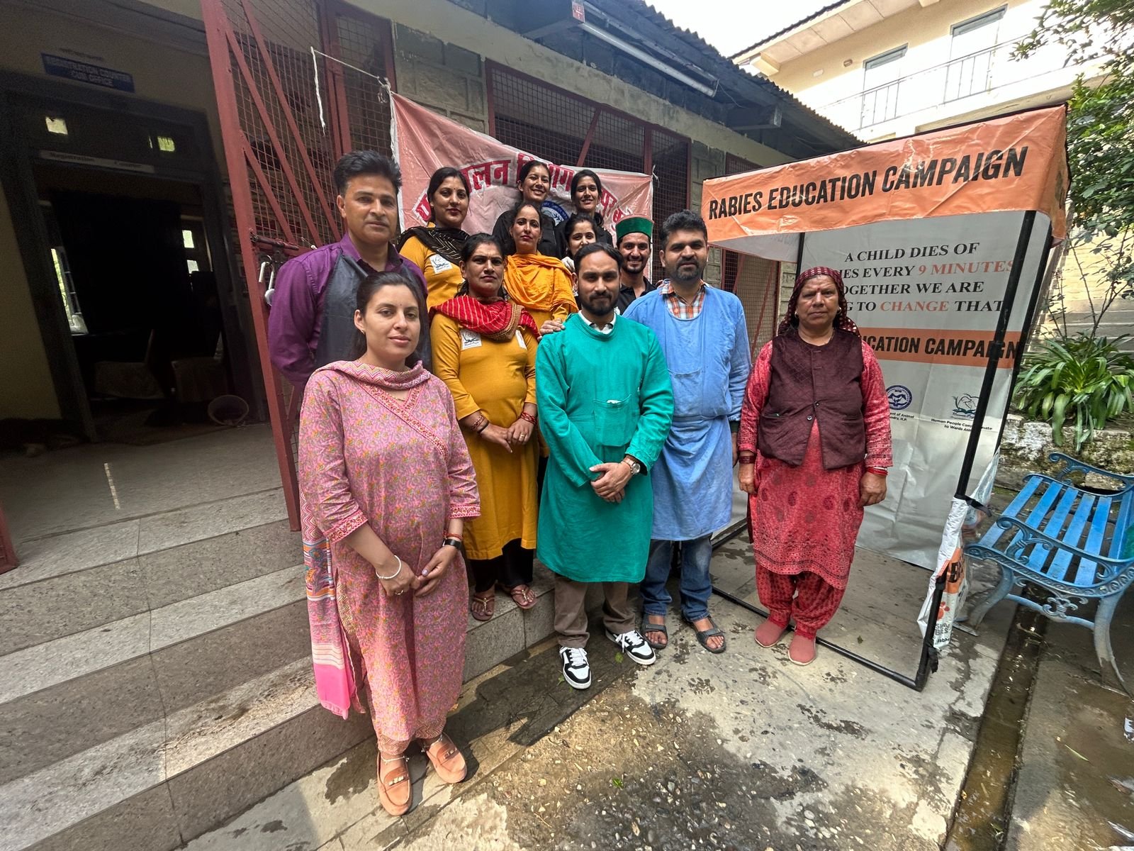 रामपुर में आवारा कुत्तों की नसबंदी शिविर: पशु कल्याण की दिशा में एक महत्वपूर्ण कदम