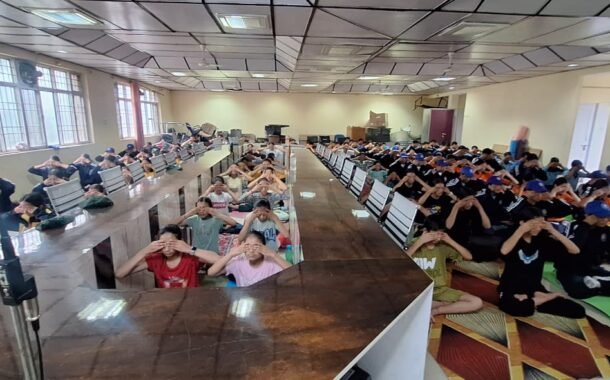 योग से स्वस्थ जीवन की ओर बढ़ता आनी – उपमंडल स्तरीय योग दिवस कार्यक्रम में उमड़ा जनसमूह