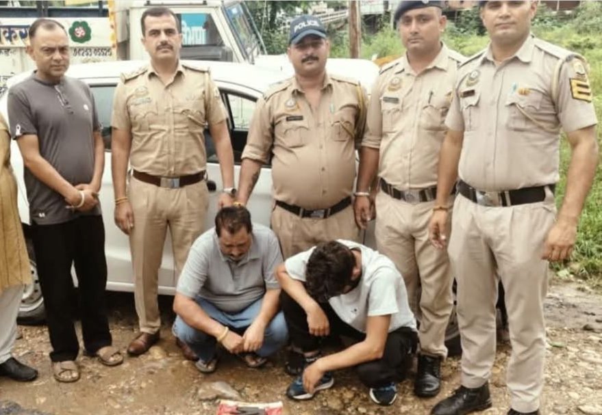 पंचायत प्रधान के पति चरस तस्करी में धरा, धर्मशाला में पुलिस की बड़ी कार्रवाई