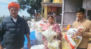 सृष्टि माता मंदिर तारा देवी ने पेश की सेवा की मिसाल, बेसहारा गोवंश के लिए भेजी चारे की मदद