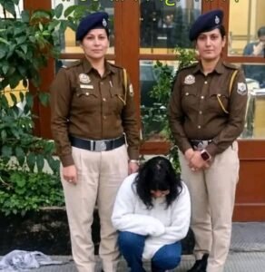 शिमला के लोअर चक्कर में पुलिस की दबिश, महिला के कमरे से 56 ग्राम चिट्टा बरामद
